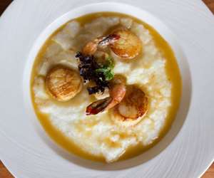 shrimp scallops and grits